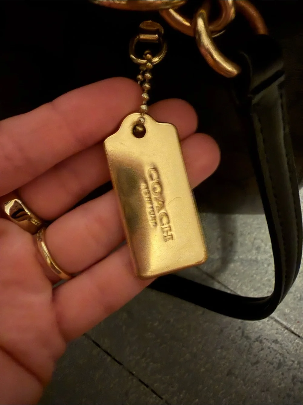 Coach signature dark